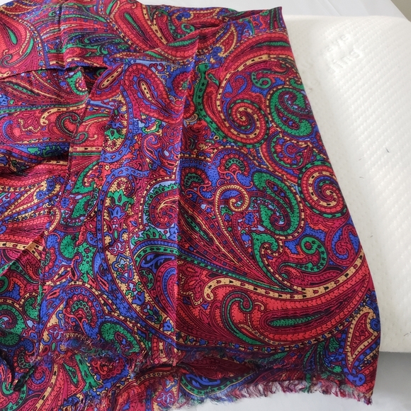 Talbots Radiant Scarf - Picture 5 of 11